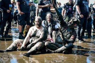 People in the mud Wacken Open Air 2025