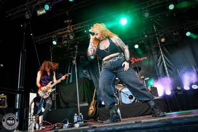 Photo du concert du groupe CHEY'N'SHINERS au festival Guitare en Scène