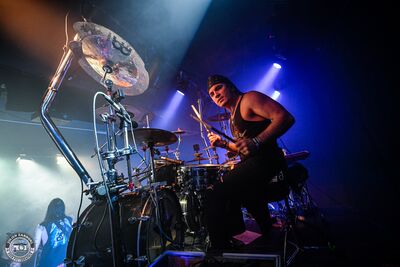 Franky Costanza, batteur de BlackRain, en concert au NED de Montreux