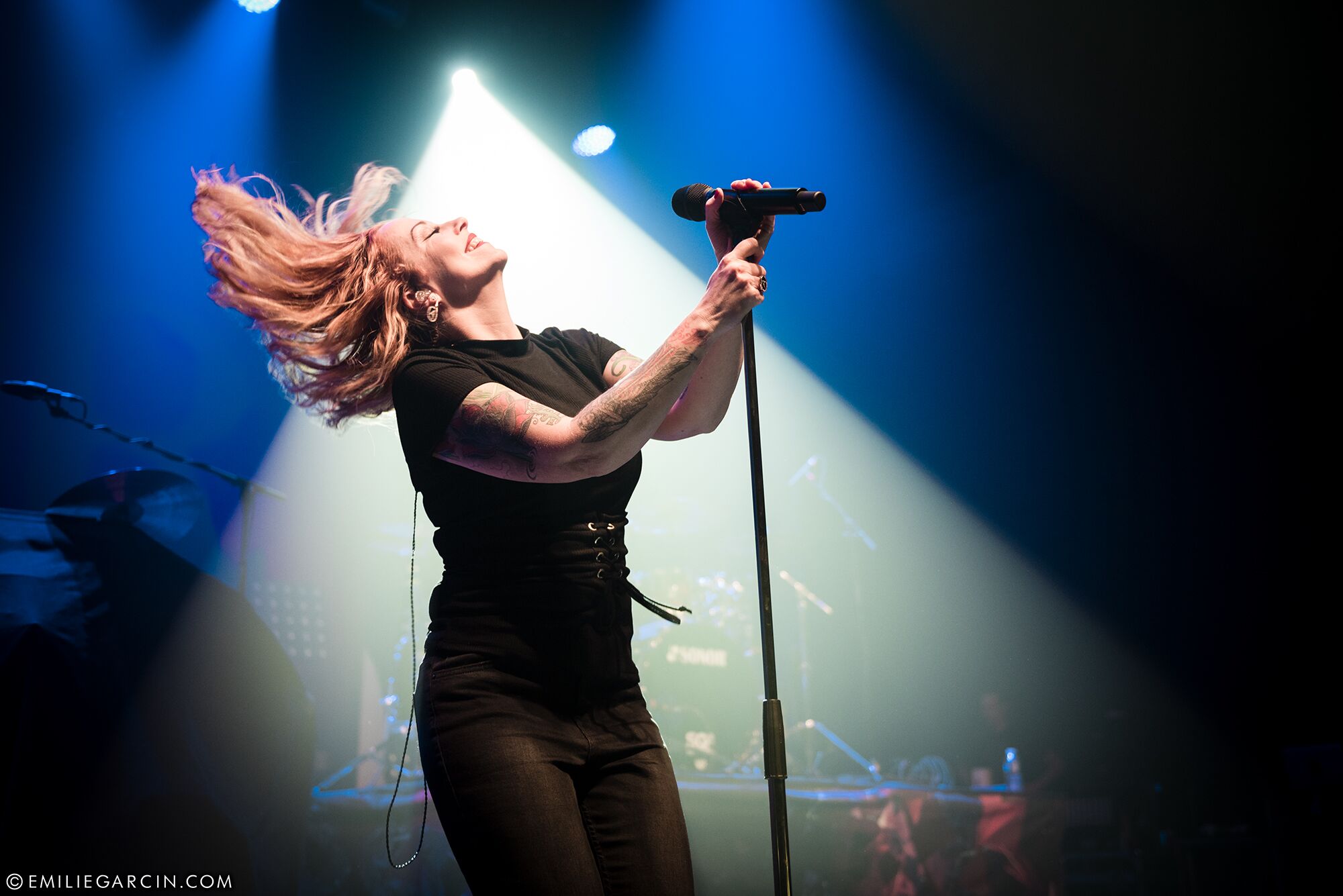 [ANNEKE VAN GIERSBERGEN] Nouvel album solo pour 2021