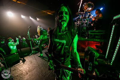 Swan, chanteur et guitariste de BlackRain, en concert au NED de Montreux