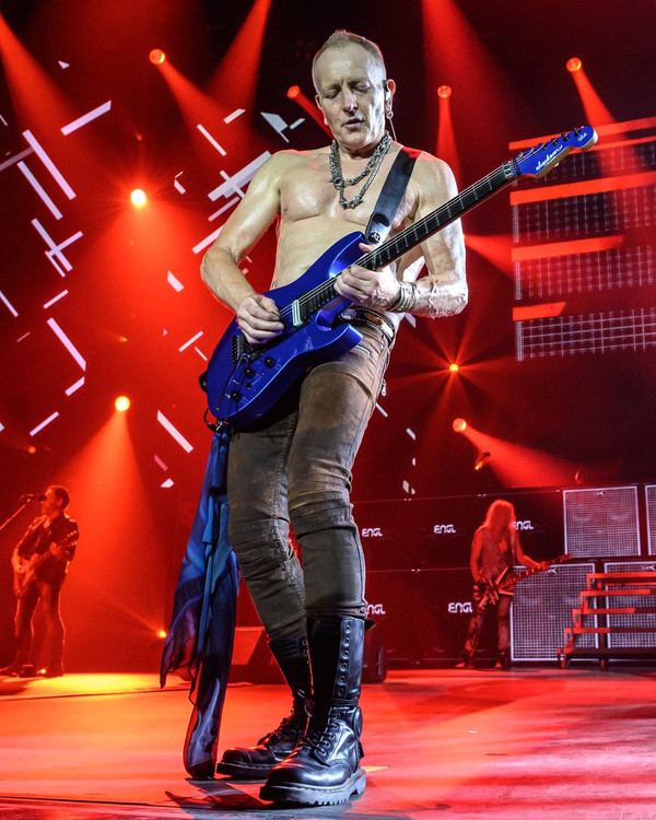 Phil Collen