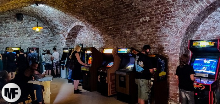 brutal assault 2019 - salle d'arcade